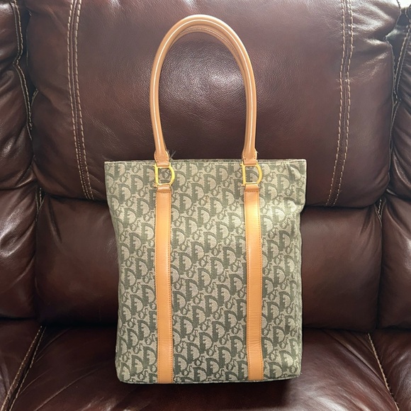 🔥🔥🔥Authentic Christian Dior Trotter Green Signature Tote Shoulder Bag - Picture 6 of 16